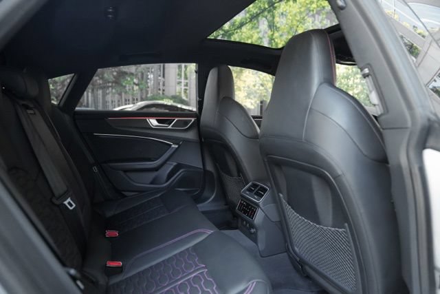 Used 2023 Audi RS 7 Sportback w/ Black Optic Package AWD/4WD image 40