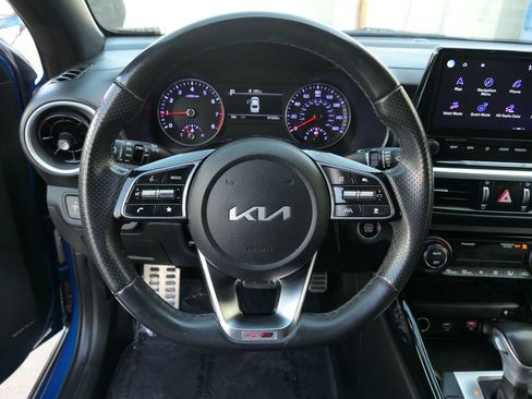 Used 2022 Kia Forte GT-Line w/ GT-Line Premium Package image 17