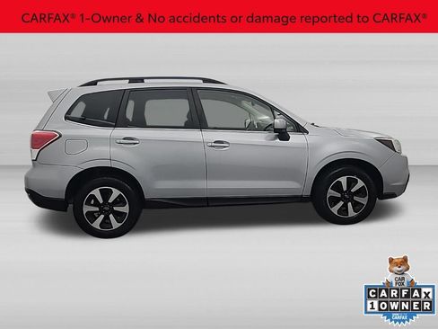 Used 2018 Subaru Forester 2.5i Limited AWD/4WD image 3
