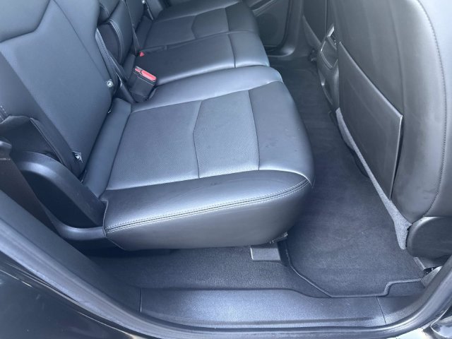 Certified 2024 Cadillac XT5 Premium Luxury AWD/4WD image 56