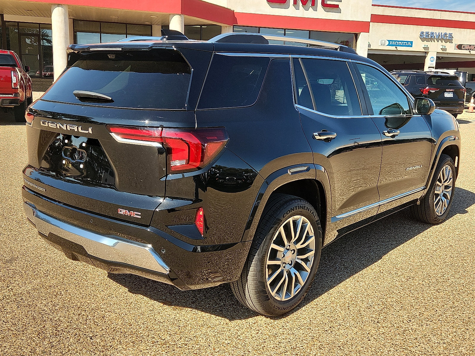 Used 2026 GMC Terrain Denali AWD/4WD image 4