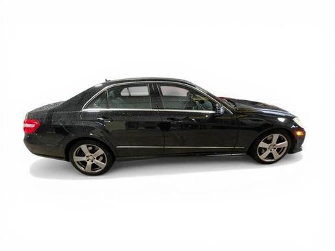 Used 2010 Mercedes-Benz E 350 4MATIC Sedan image 7