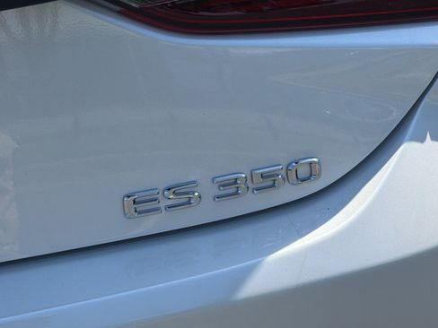 Certified 2025 Lexus ES 350 FWD image 37