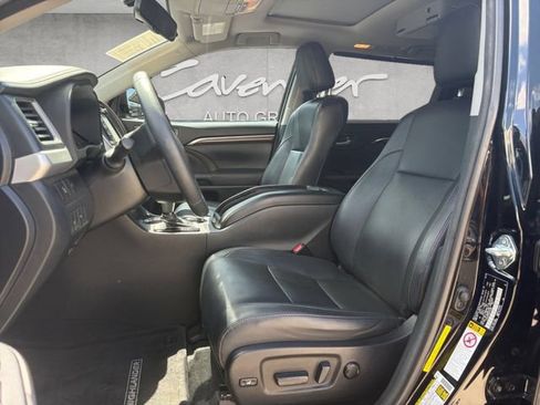 Used 2016 Toyota Highlander Limited FWD image 19