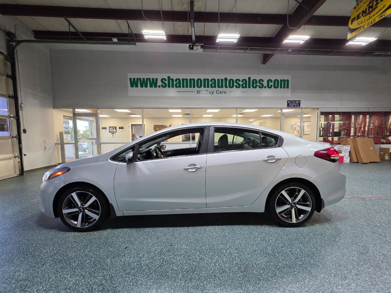 Used 2017 Kia Forte EX w/ EX Premium Plus Package FWD image 11