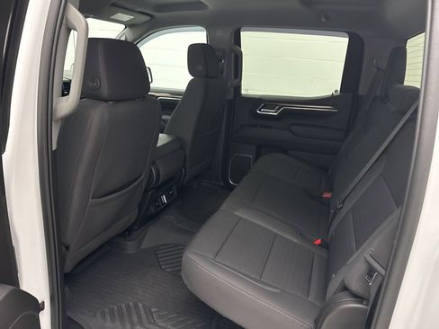 Used 2023 Chevrolet Silverado 1500 RST image 40