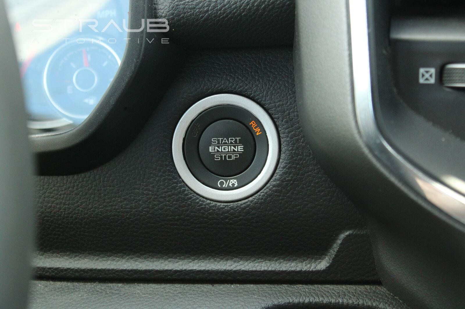 Used 2025 RAM 1500 Laramie AWD/4WD image 25