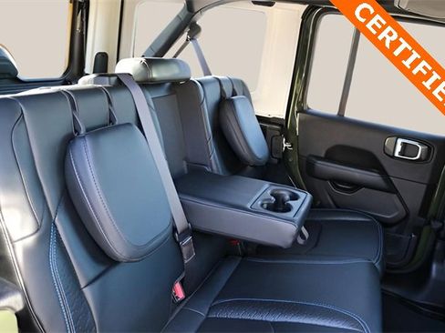 Used 2024 Jeep Wrangler High Altitude image 17