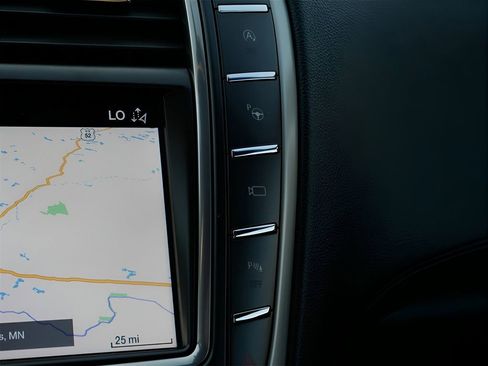 Used 2019 Lincoln Nautilus Reserve w/ Ultimate Package image 25