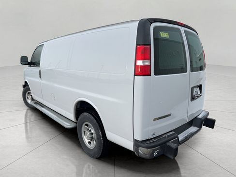 Used 2024 Chevrolet Express 2500 w/ Driver Convenience Package image 32