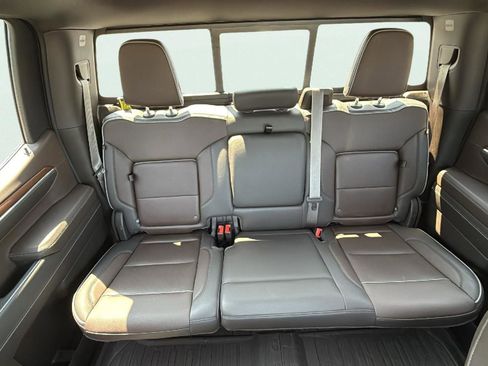 Used 2022 GMC Sierra 1500 Denali w/ Denali Reserve Package image 19