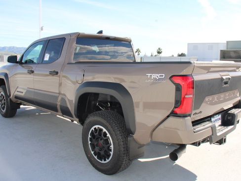New 2026 Toyota Tacoma TRD Off-Road AWD/4WD image 6