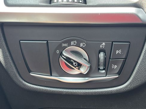 Used 2024 BMW X3 sDrive30i w/ Premium Package RWD image 17