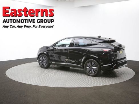 Used 2023 Nissan Ariya AWD image 61