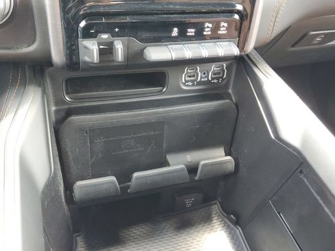 Used 2021 RAM 1500 Limited AWD/4WD image 22