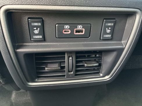 Certified 2023 Nissan Murano Platinum w/ Cargo Package AWD/4WD image 18