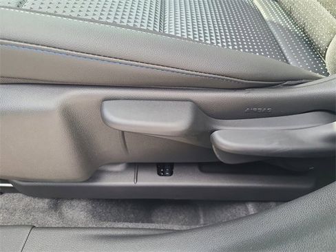 New 2026 Chevrolet Trax LT image 24