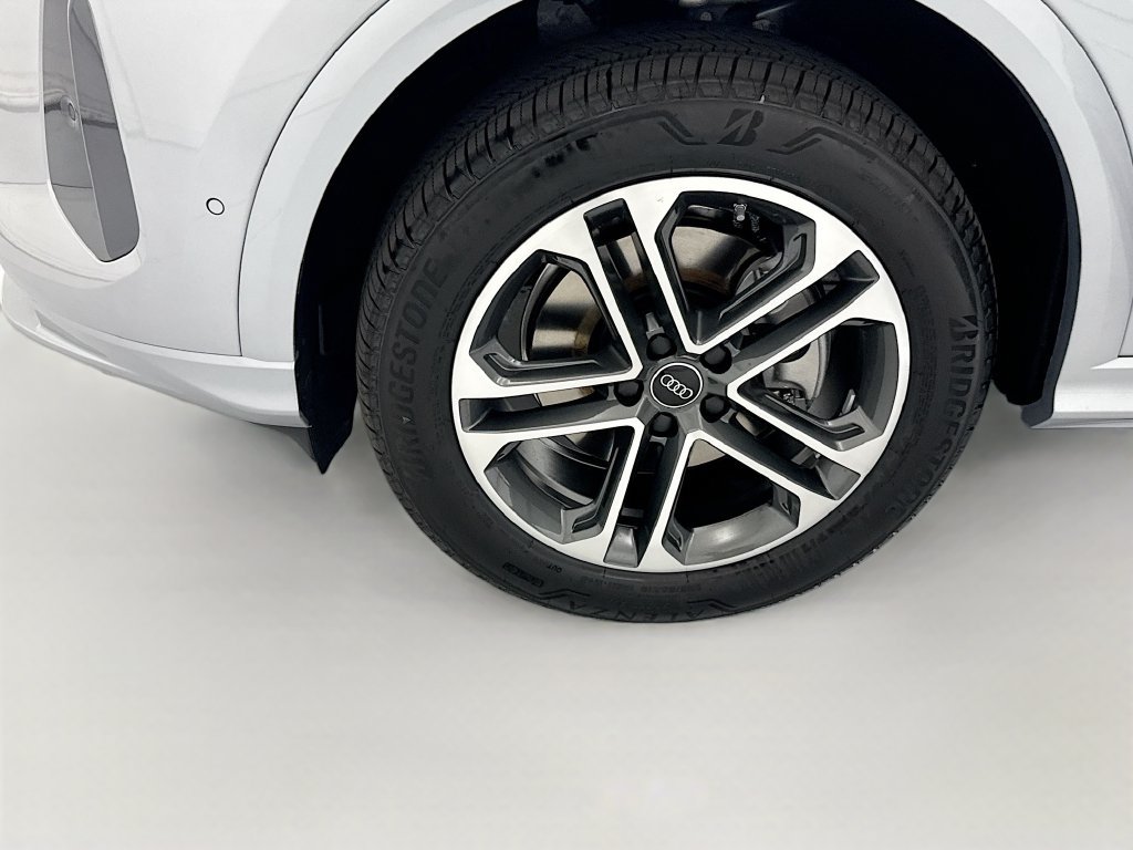 Used 2026 Audi Q5 Premium Plus AWD/4WD image 29