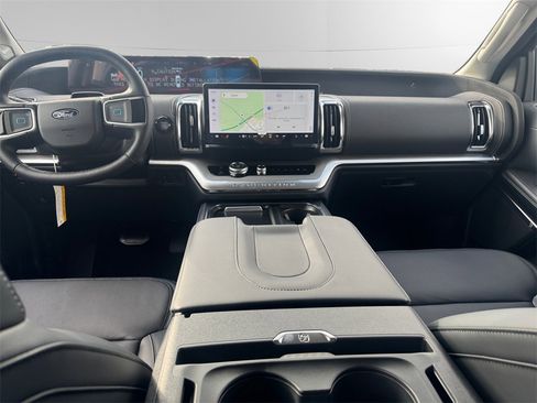 New 2026 Ford Expedition Max Platinum w/ Driver's Package image 12