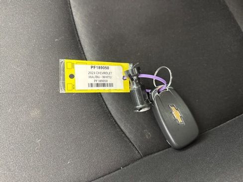 Used 2023 Chevrolet Malibu RS FWD image 27