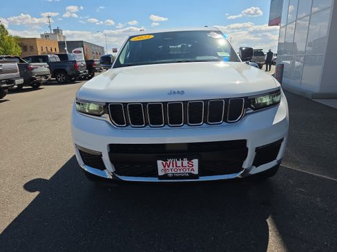 Used 2023 Jeep Grand Cherokee L Limited w/ Luxury Tech Group II AWD/4WD image 6