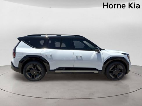 New 2026 Kia EV9 GT-Line AWD/4WD image 3
