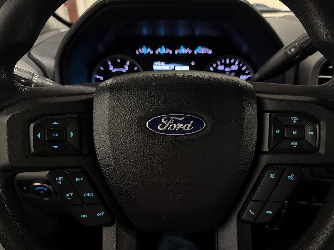 Used 2018 Ford F350 XL w/ STX Appearance Package AWD/4WD image 7