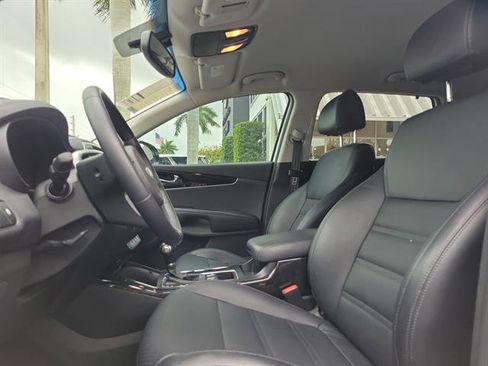 Used 2018 Kia Sorento EX image 43