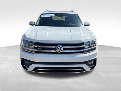 Used 2019 Volkswagen Atlas SE w/ Panoramic Sunroof Package image 3