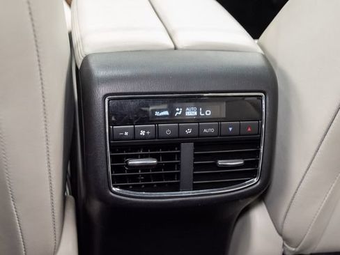 Used 2023 MAZDA CX-9 Signature AWD/4WD image 33
