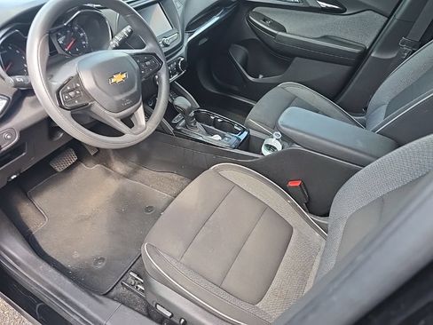 Used 2021 Chevrolet TrailBlazer LT w/ Driver Confidence Package FWD image 12
