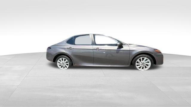 Used 2023 Toyota Camry LE FWD image 57