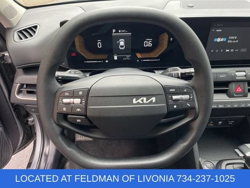 Used 2025 Kia K4 FWD image 11