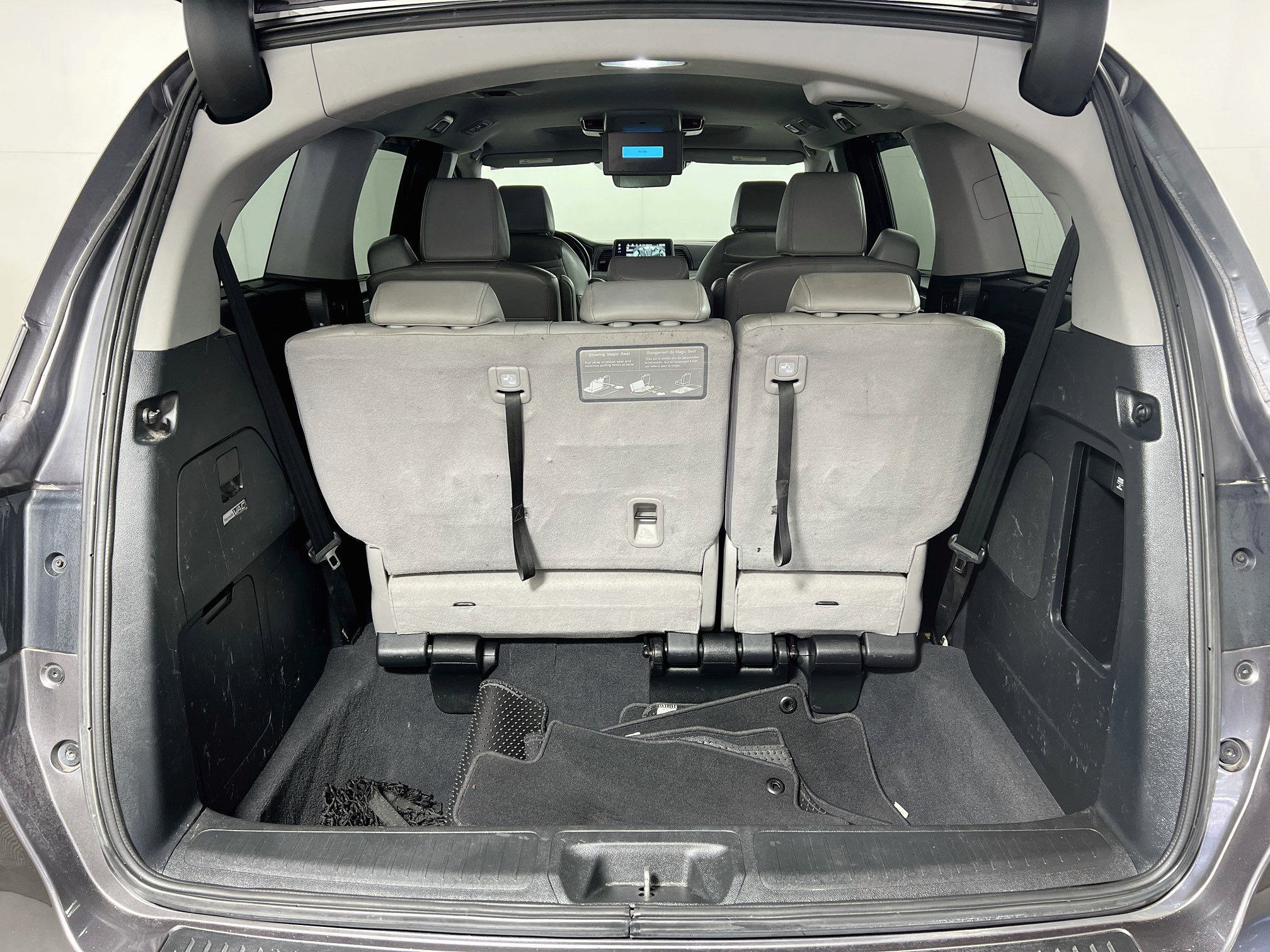 Used 2020 Honda Odyssey Touring image 22