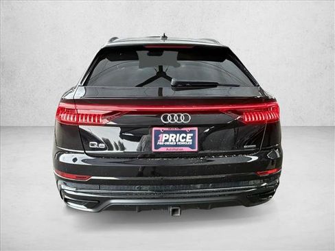 Used 2019 Audi Q8 Premium Plus w/ Premium Plus AWD/4WD image 3