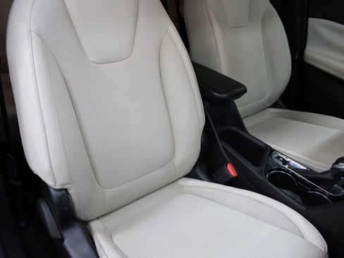 Used 2021 Buick Encore GX Preferred FWD image 24