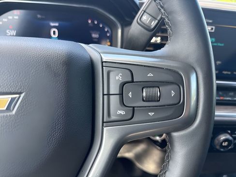 Used 2025 Chevrolet Silverado 1500 LT image 15