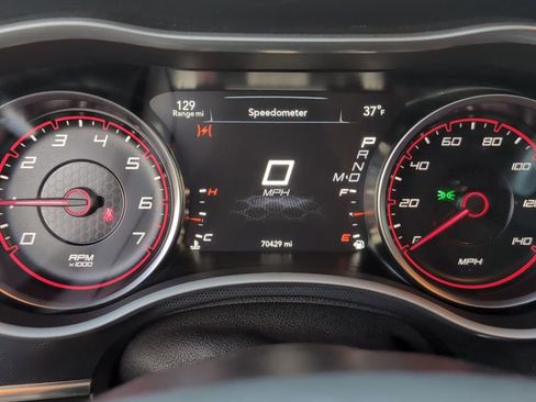 Used 2018 Dodge Charger GT image 18