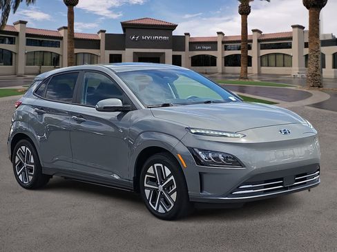 Used 2023 Hyundai Kona Limited FWD image 2