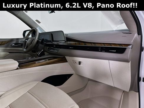 Used 2022 Cadillac Escalade ESV Premium Luxury Platinum image 34