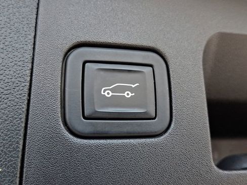 Used 2023 Cadillac XT5 Sportv w/ Technology Package AWD/4WD image 31