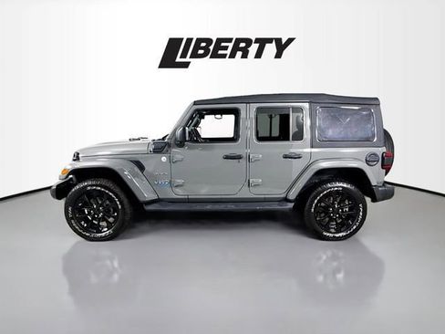 Used 2021 Jeep Wrangler Unlimited Sahara w/ Cold Weather Group image 4
