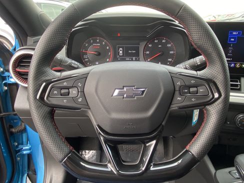 Used 2026 Chevrolet Trax RS w/ Driver Confidence Package FWD image 24