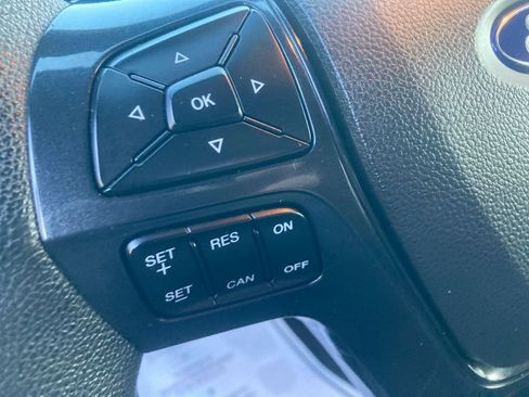 Used 2018 Ford Explorer XLT w/ Equipment Group 202A image 37