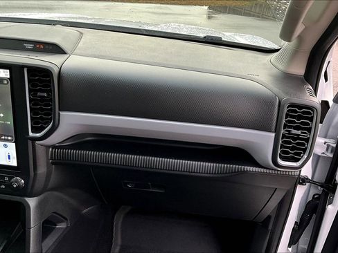 Used 2025 Ford Ranger XL w/ Trailer Tow Package image 9