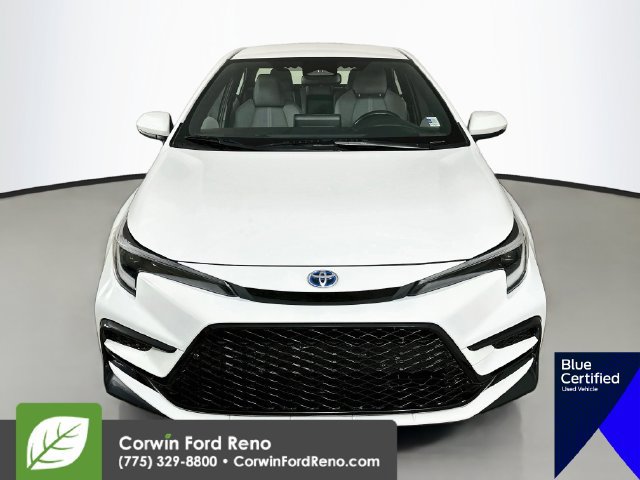 Used 2024 Toyota Corolla SE FWD image 2