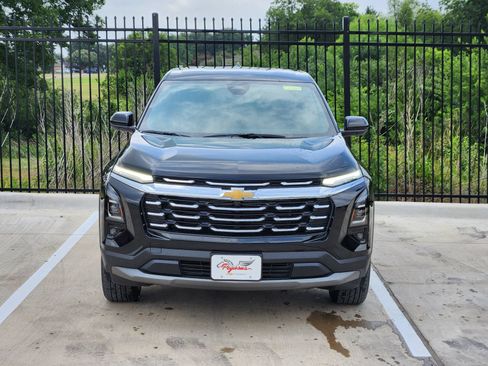 New 2027 Chevrolet Equinox LT w/ Convenience Package II FWD image 6