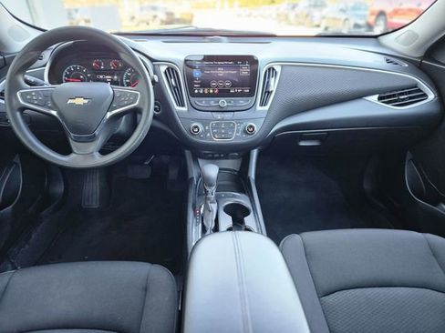 Used 2023 Chevrolet Malibu LT image 15