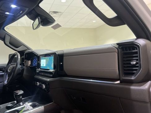 Certified 2022 GMC Sierra 1500 SLT image 28