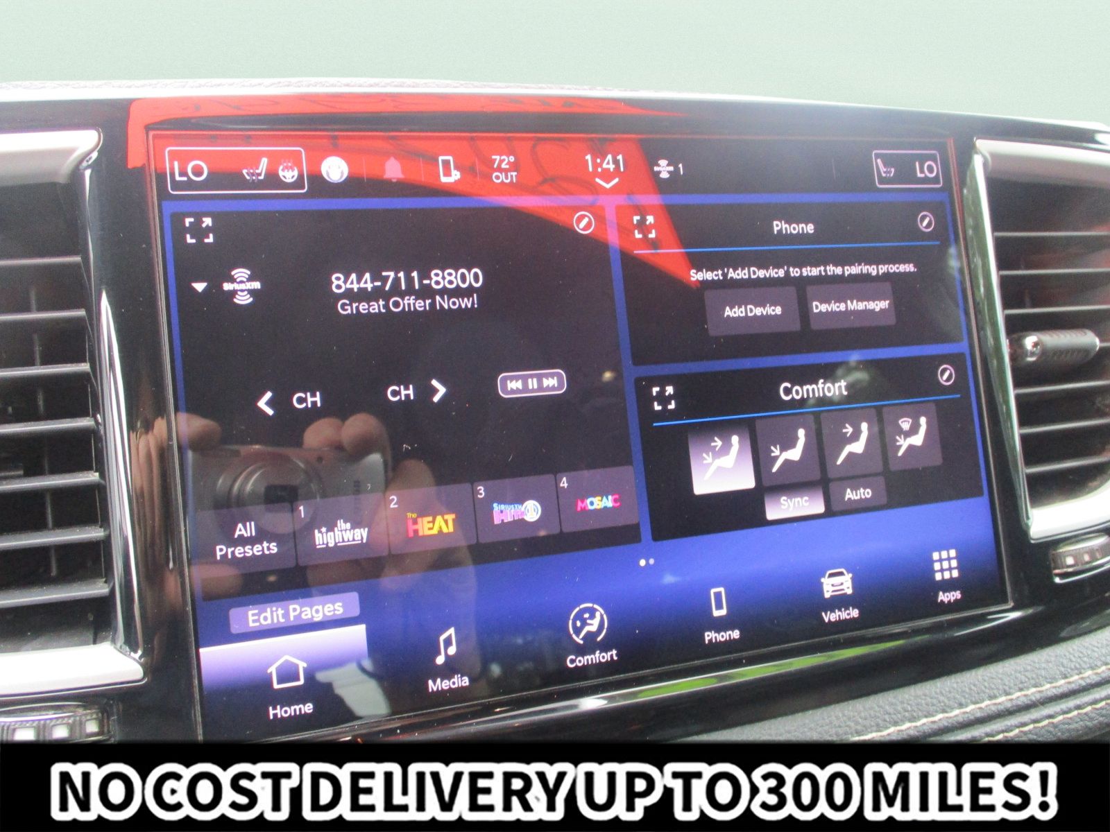 Used 2023 Chrysler Pacifica Touring-L w/ S Appearance Package FWD image 25